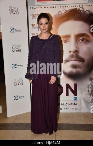 Giulia Elettra Gorietti assistant à la première de 'Lion' à la Casa del Cinema Villa Borghese à Rome, Italie. Comprend : Giulia Elettra Gorietti Où : Rome, Latium, Italie Quand : 22 Déc 2016 Crédit : IPA/WENN.com **Uniquement disponible pour publication au Royaume-Uni, USA, Allemagne, Autriche, Suisse** Banque D'Images