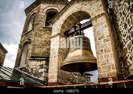 Cloche de l'église - Bigorski - Monastère de Saint Jean le Précurseur (Бигорски - манастир Св. Јован) Banque D'Images