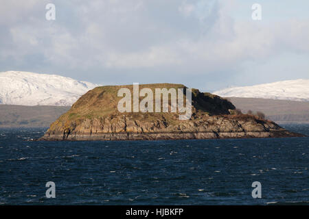 Ville d'Oban, Scotland. Vue pittoresque sur la baie d''Oban avec Maiden Island au premier plan. Banque D'Images