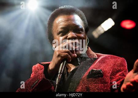 Düsseldorf, Allemagne. 23 janvier, 2017. La brillante chanteuse soul Lee Fields & The Expressions effectue live Zazie Düsseldorf. Credit : Ashley Greb/Alamy Live News Banque D'Images