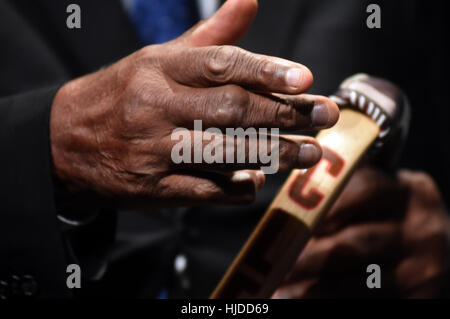 San Jose, États-Unis. 24 Jan, 2017. JIM BROWN, ancien fullback. Credit : Eaux Neal/ZUMA/Alamy Fil Live News Banque D'Images