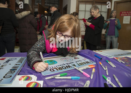 Boston Women's Mars Jan 21, 2017 sur le Boston Common Plus de 170 000 femmes et hommes mars le jour après l'atout de Donald est assermenté à titre de 45e président Banque D'Images