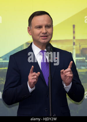 GLOGOW, POLOGNE - Le 20 janvier 2017 : le président polonais Andrzej Duda lors de l'ouverture officielle de la nouvelle ligne de production en fonderie de cuivre à Glogow Banque D'Images