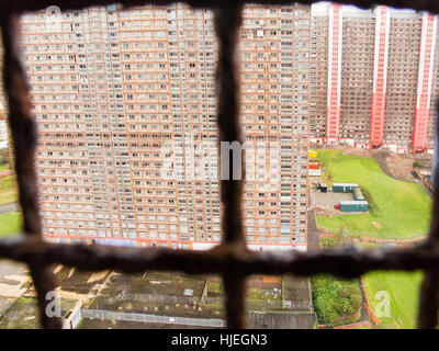 Vue depuis les Red Road Flats de Glasgow, vue depuis le 23rd étage. Être prêt pour la démolition. Banque D'Images