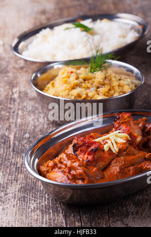 La nourriture, repas, plat, poulet, indienne, curry, riz, viande, bois, métal, friandises, Banque D'Images