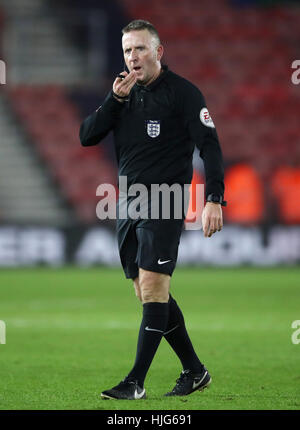 Match arbitre Jonathan Moss Banque D'Images