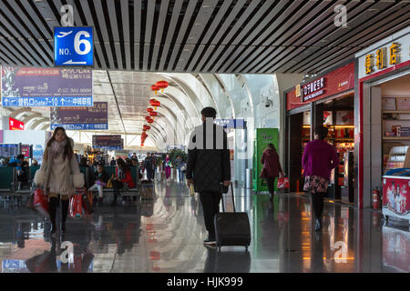 Hall de départ à Yinchuan Hedong Aéroport International, province de Ningxia, Chine Banque D'Images