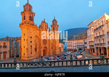 Place de la cathédrale, Mondoñedo, Lugo province, région de la Galice, Espagne, Europe Banque D'Images