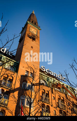 Danemark, Copenhague, la place de l'Hôtel de Ville, Scandia Palace Hotel, construit en 1910 par Anders Jensen Banque D'Images