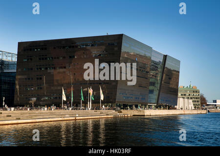 Danemark, copenhague, Chriistans Brygge, Slotsholmen, Bibliothèque Royale, Det Bibliotek, b comme le Black Diamond, bâtiment d'harbourside Banque D'Images