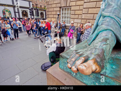 Le Fringe Festival sur le Royal Mile, Vieille Ville, Edinburgh, Lothian, Ecosse, Royaume-Uni Banque D'Images