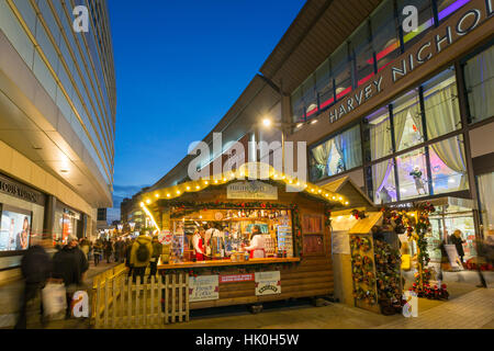 Marché de Noël Nouvelle Cathédrale Street, Manchester, Angleterre, Royaume-Uni Banque D'Images