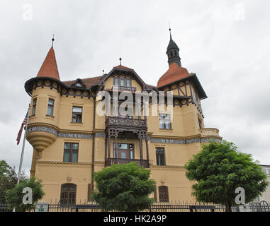 LJUBLJANA, SLOVÉNIE - Septembre 04, 2015 : bâtiment du 19ème siècle de l'ambassade des États-Unis d'Amérique. La construction architecte Alfred Bayer (1859- Banque D'Images