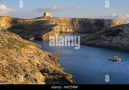 Le blue lagoon, Comino, Malte, Méditerranée Banque D'Images