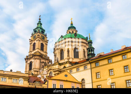 Église Saint Nicolas, Kostel sv. Mikuláše, centre historique de Prague, la Bohême, République Tchèque Banque D'Images