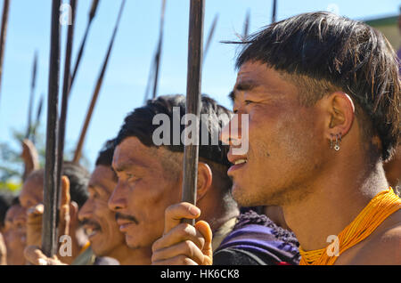 Il y a un mélange de peuples tribaux et leurs coutumes d'expérience à hornbill-festival chaque année à kohima Banque D'Images