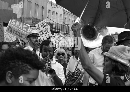 Marche des femmes le 21 janvier 2017 à la Nouvelle Orléans, Louisiane. Banque D'Images