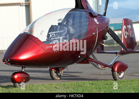 Calidus gyrocopter moderne une conception fermée à deux places produit par Auto-Gyro Gmbh en Allemagne illustré ici au Royaume-Uni Banque D'Images