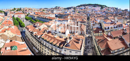 Lisbonne, PORTUGAL - CIRCA Octobre 2016 : rues de la ville de Lisbonne, Portugal. Banque D'Images