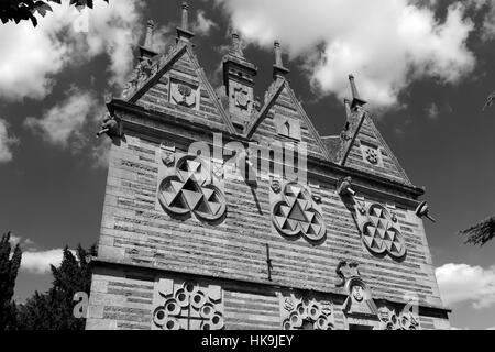 La Folie Lodge triangulaire Rushton, construit en 1592 par Sir Thomas Tresham, Rushton village, Northamptonshire, en Angleterre. Banque D'Images