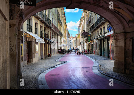 Lisbonne, PORTUGAL - CIRCA Octobre 2016 : rues de la ville de Lisbonne, Portugal. Banque D'Images