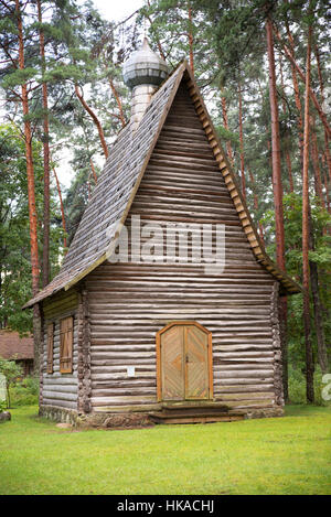 Eglise Orthodoxe en bois de Nautrenu, Rogovka ethnographique letton Open Air Museum, Riga, Lettonie Banque D'Images