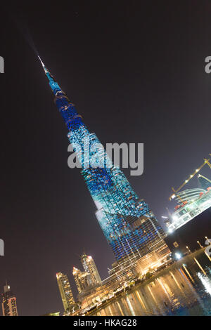 Burj Khalifa, le plus haut gratte-ciel du monde à Dubaï, Émirats arabes unis. Banque D'Images