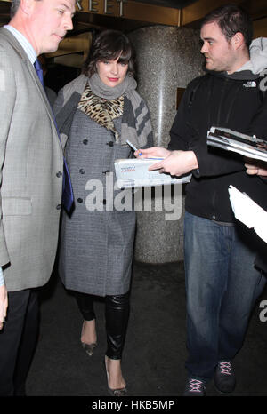 New York, USA. 26 janvier, 2017. Milla Jovovich pour parler de nouveau film Resident Evil : Le chapitre final à New York, USA. Credit : MediaPunch Inc/Alamy Live News Banque D'Images