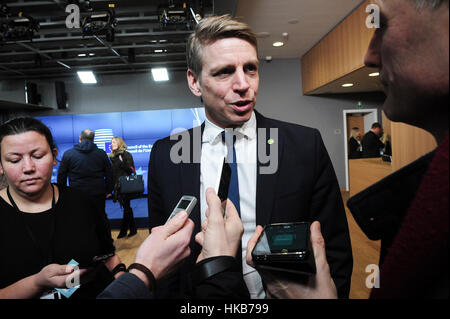 Bruxelles, Bxl, Belgique. 27 Jan, 2017. Par Bolund Swesish Ministre pour les marchés financiers et de la consommation, Sous-ministre des Finances parle à la presse avant le début d'une réunion des ministres européens Fnance (ECOFIN) à Bruxelles, Belgique le 27.01.2017 par Wiktor Dabkowski Wiktor Dabkowski/crédit : ZUMA Wire/Alamy Live News Banque D'Images