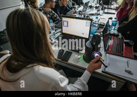 Gdynia, Pologne. 27 Jan, 2017. Au cours de la conférence, les professionnels de l'industrie, a présenté ce qu'est l'impression 3D, et ce qui est pour elle, et la façon de composer ses propres et à faible coût pour kit home 3D l'impression. Il y avait aussi présenté les systèmes d'impression 3D professionnels dans les meilleurs techniques, ie . : SLS et Poly Jet. Credit : Michal Fludra/Alamy Live News Banque D'Images