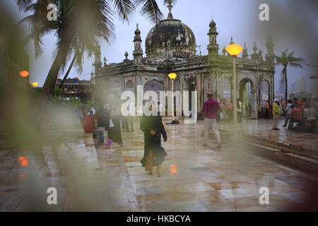 Mumbai, Inde. 22 juillet, 2009. 22 juillet 2009 - Mumbai - INDE.Vue sur le Haji Ali Dargah à Mumbai. Credit : Subhash Sharma/ZUMA/Alamy Fil Live News Banque D'Images