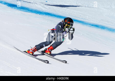 Cortina d'Ampezzo, Italie. 28 janvier, 2017. Sofia GOGGIA (Ita) qui se font concurrence sur les AUDI FIS Ski World Cup Women's downhill Race sur l'Olympia bien sûr dans les montagnes des Dolomites. Credit : Mauro Dalla Pozza/Alamy Live News Banque D'Images