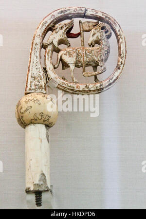 Paterita IT 2.sec 12, une œuvre d'art contemporaine présentant une représentation abstraite avec des formes géométriques et un contraste de couleurs, explorant l'équilibre et la symétrie. Banque D'Images