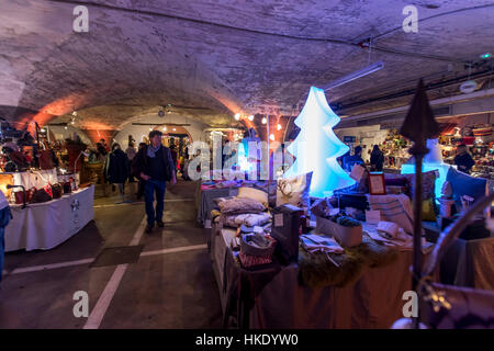 Marché de Noël souterrain, marché de Noël dans la vieille cave de Traben-Trarbach, sur la Moselle, ici les caves du Moselschlosschen,Allemagne Banque D'Images