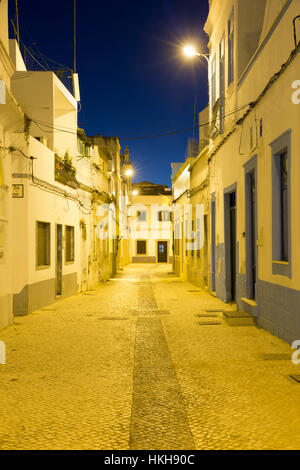 Maisons de pêcheurs de nuit, Olhao, Algarve, Portugal, Europe Banque D'Images