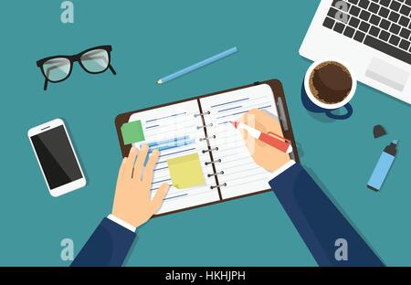 L'homme est assis sur la table de travail avec ordinateur portable et Illustration de Vecteur