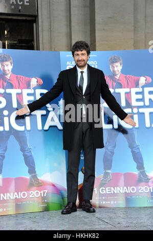 Alessandro Siani participant à la photocall pour 'Mister Felicità' à Rome, Italie. Avec : Alessandro Siani Où : Rome, Latium, Italie Quand : 28 Déc 2016 Crédit : IPA/WENN.com **Uniquement disponible pour publication au Royaume-Uni, USA, Allemagne, Autriche, Suisse** Banque D'Images