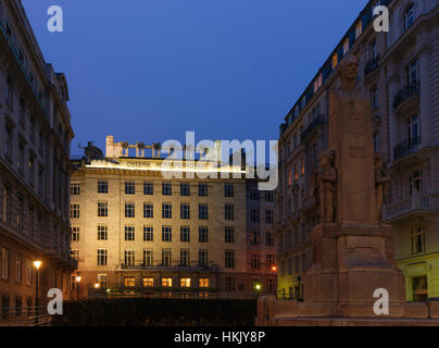 Wien, Vienne : Postsparkasse (Post Office National d'épargne Giro [] [] Banque d'épargne postale), 01. Vieille Ville, Wien, Autriche Banque D'Images