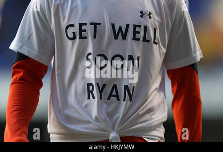 Tottenham Hotspur joueurs portent des t-shirts à l'appui de Mason Ryan, au cours de l'échauffement, avant l'unis en FA Cup, quatrième match à White Hart Lane, London. Banque D'Images