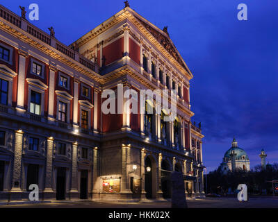 Wien, Vienne : bâtiment Musikverein concert hall, église Karlskirche, 01. Vieille Ville, Wien, Autriche Banque D'Images