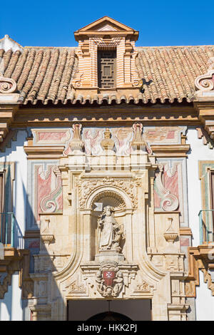 Cordoue, Espagne - 27 MAI 2015 : La façade baroque du monastère Convento de la Merced (1716 - 1745). Banque D'Images