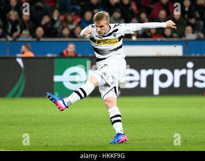 BayArena Leverkusen, Allemagne. 28 janvier, 2017. Ligue Allemande de Football, 1. Bundesliga 2016/17 journée 18, saison, Bayer 04 Leverkusen vs Borussia Moenchengladbach (Mšnchengladbach, Gladbach) --- Oscar Wendt (Gladbach) Credit : kolvenbach/Alamy Live News Banque D'Images