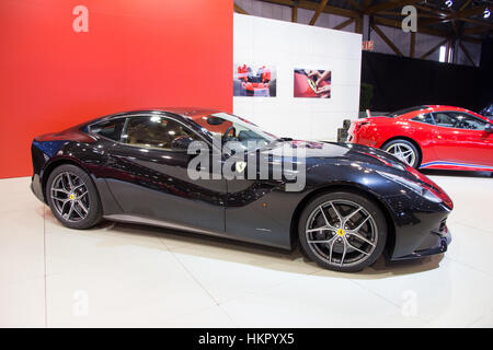 Bruxelles - 12 jan 2016 : Ferrari F12 Berlinetta présentée au Salon Automobile de Bruxelles. Banque D'Images