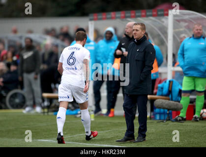 Leeds United Garry Monk regarde Leeds United's Liam Cooper est envoyé au cours de l'Unis, FA Cup Quatrième ronde match au terrain de sport, l'arrondissement de Londres. Banque D'Images