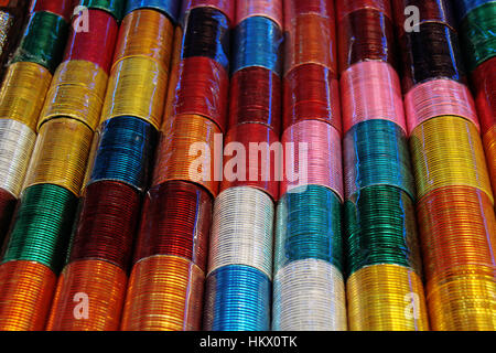 Bracelets colorés Banque D'Images