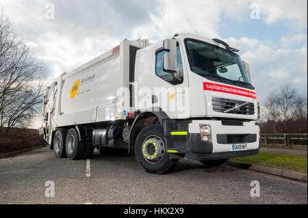 2009 Volvo FE dustcart camion de collecte des déchets Banque D'Images