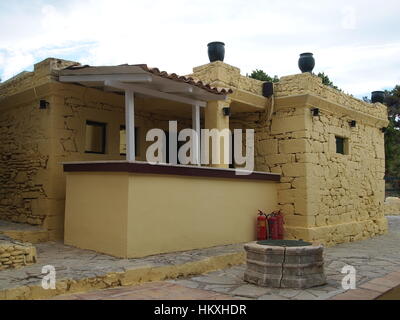 Agios Sostis cameo île est reliée à Laganas, à l'île de Zakynthos avec pont en bois. Banque D'Images