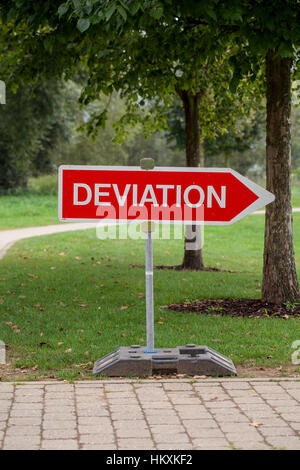 Panneau routier indiquant la visite en Français Banque D'Images