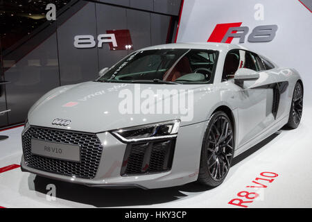 Genève, Suisse - 1 mars 2016 : Audi R8 V10 Plus illustré à la 86e International Salon Automobile de Genève à Palexpo, Genève. Banque D'Images