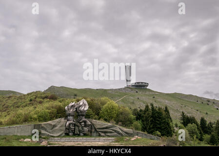 Buzludzha palace en Bulgarie. Ancien siège du parti communiste Banque D'Images